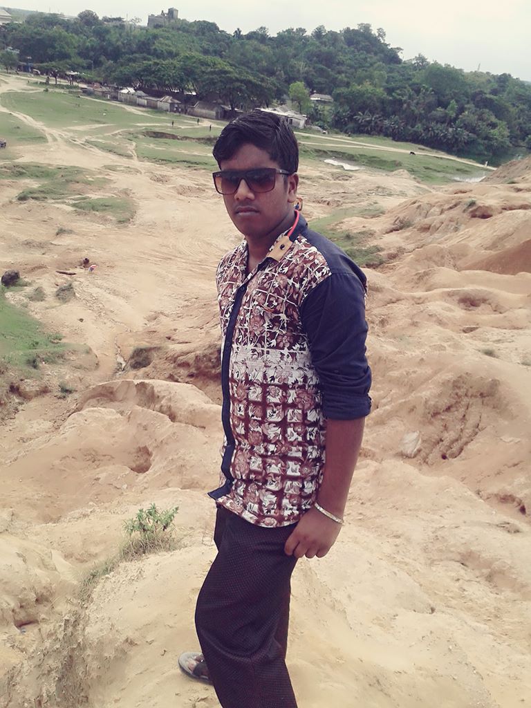 ছাতক ঘুরতে গিয়ে
